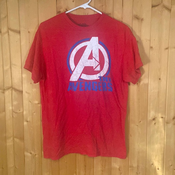 Lightly warm Avengers tee shirt - Picture 1 of 2